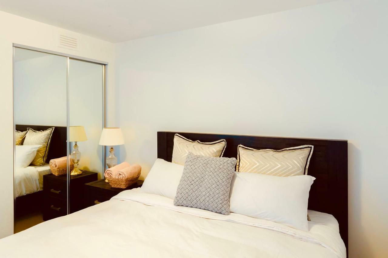 Luxury Apartments With View メルボルン エクステリア 写真