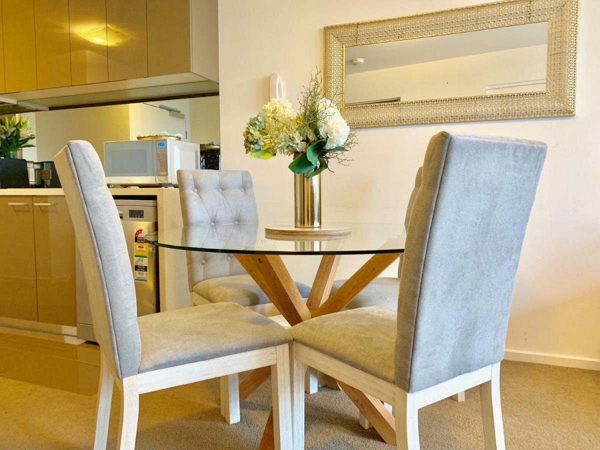 Luxury Apartments With View メルボルン エクステリア 写真